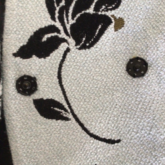 ZARA  BLUE BLACK FLORAL BUBBLE COAT SIZE  XS/SMALL - Picture 11 of 15